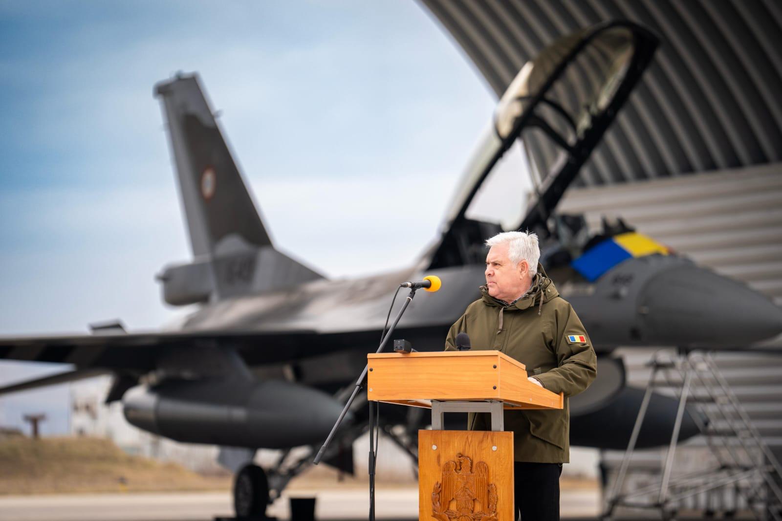 Ceremonia de marcare oficială a finalizării înzestrării Escadrilei 48 Vânătoare cu aeronave F-16